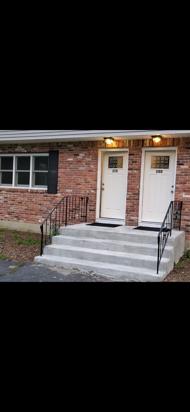 Building Photo - 278 Ware St Rental