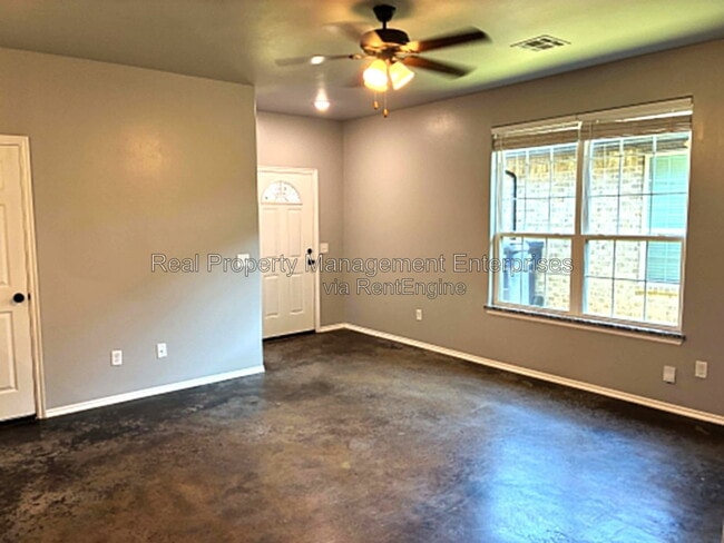 Photo - 7508 Redbud Villas Ct