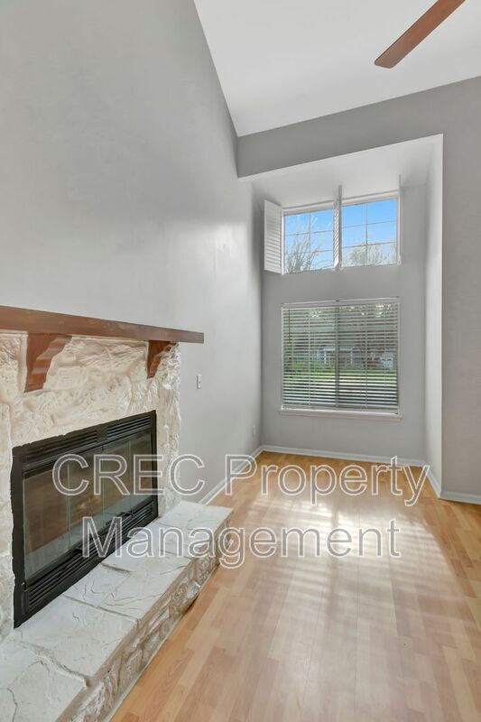 Photo - 1411 Oaklanding Rd