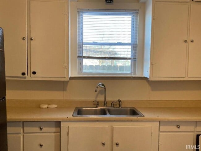 Photo - 1210 Union St