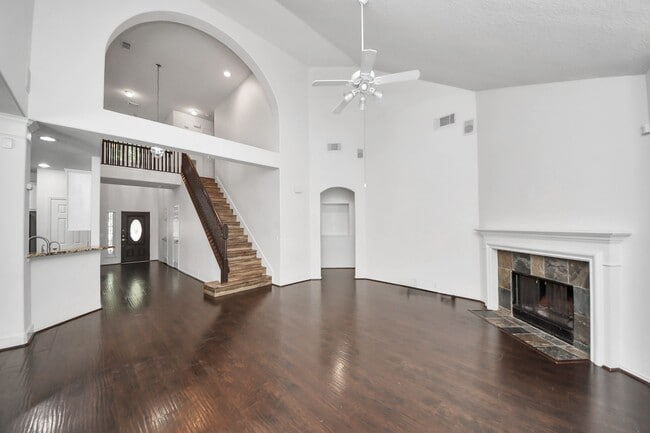 Photo - 20510 Pioneer Bend Ct
