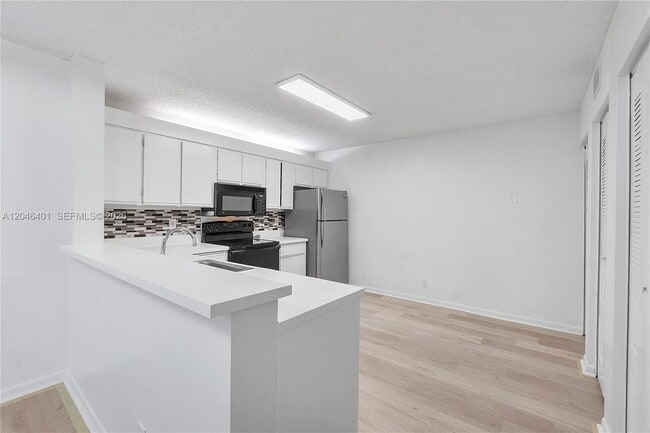 Photo - 5661 Riverside Dr Unit 103B7