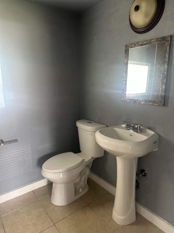 Photo - 1064 N Tamiami Trl