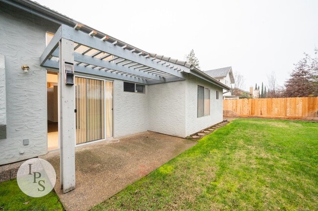 Photo - 2188 E Pinedale Ave