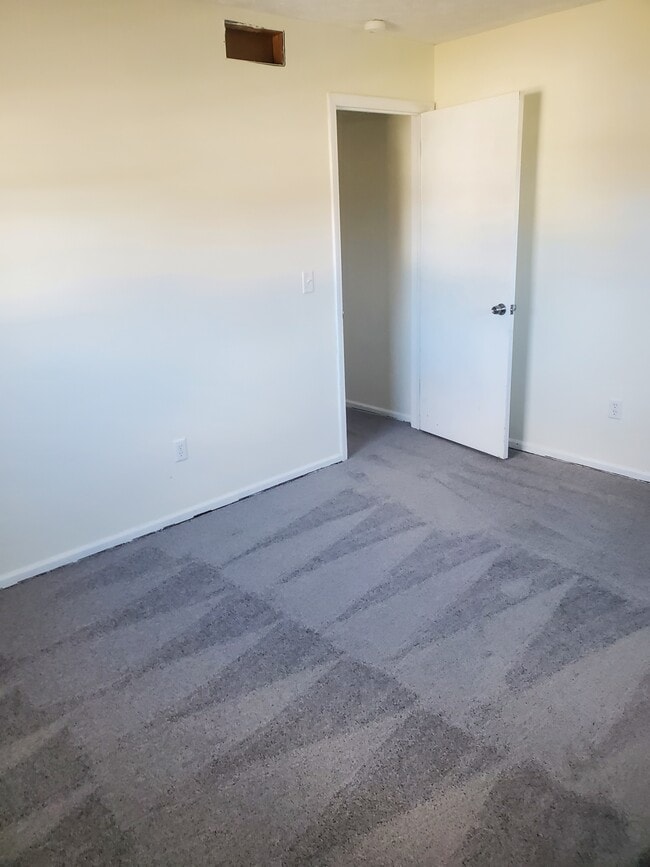 Photo - 6983 Nocturne Rd N