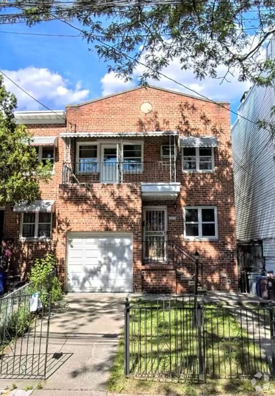 Building Photo - 4134 Wickham Ave Rental