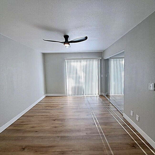 Photo - NEWLY RENOVATED & MODENIZED 2ND FLOOR CONDO IN SPRING VALLEY Unit RETABLO AVE