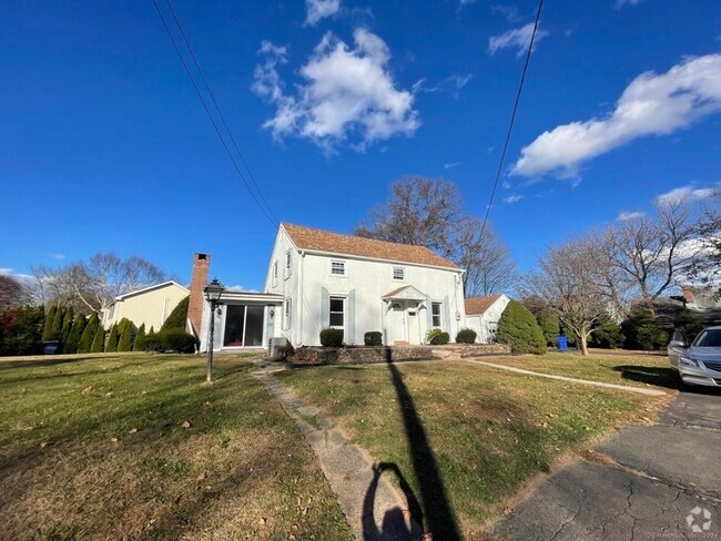 Building Photo - 204 Trout Brook Dr Rental