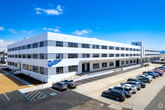 Building Photo - STOREHOUSE LOFTS