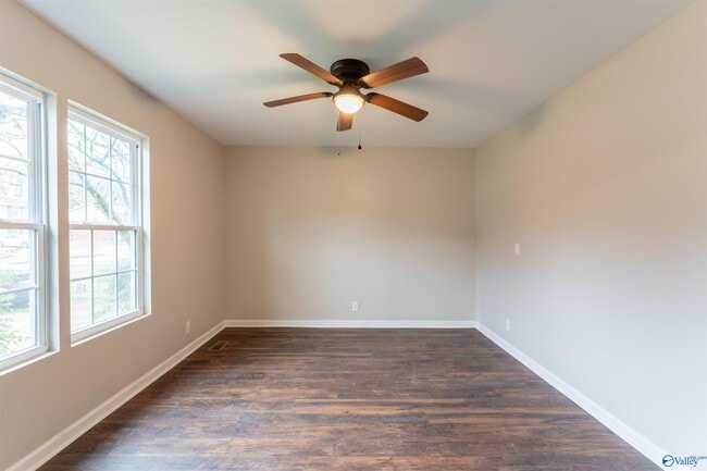 Photo - 3708 Valleydale Rd NW