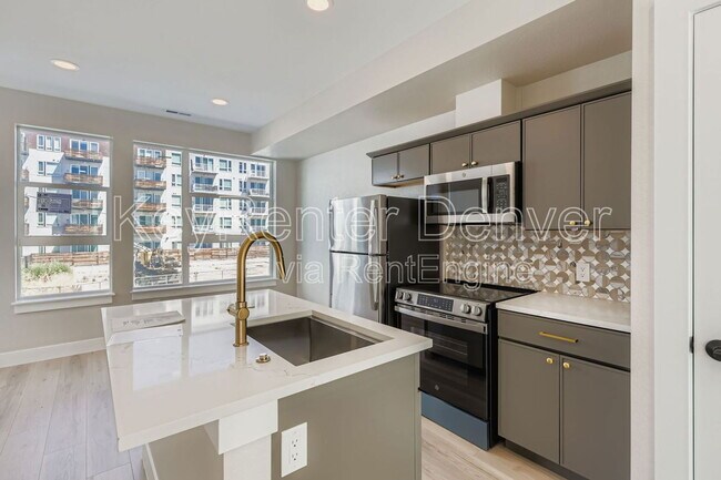 Photo - 4100 E Warren Ave Unit 4