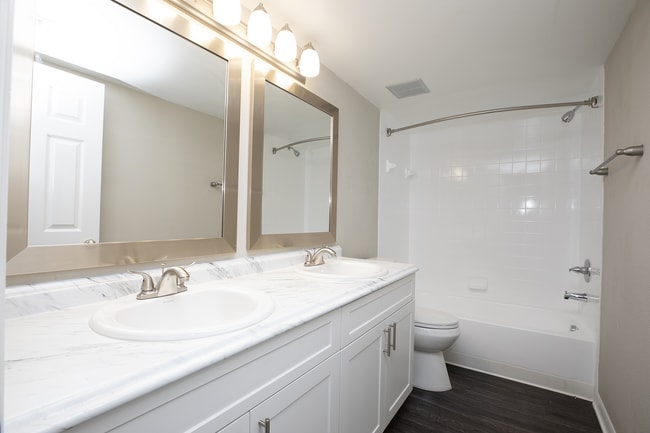 Photo - Westshore Crossing