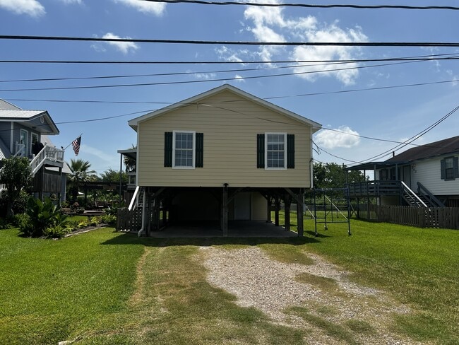 Front of House - 233 13th St