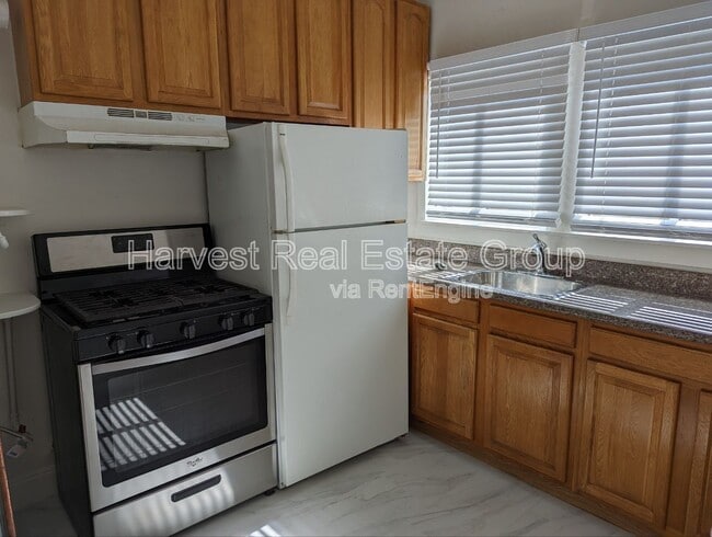 Photo - 1532 8th Ave Unit 2