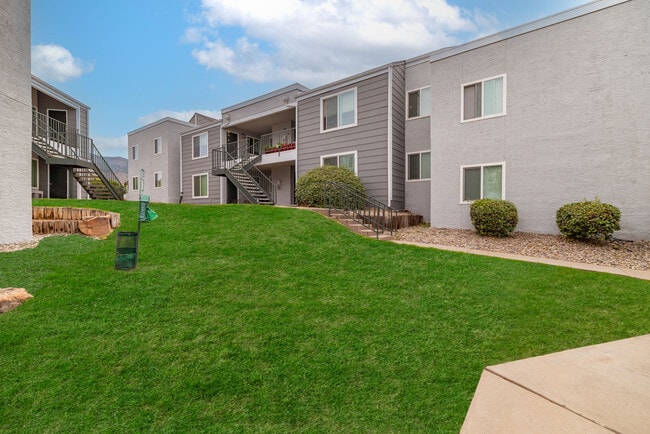 Albuquerque Apartments for Rent off Tramway