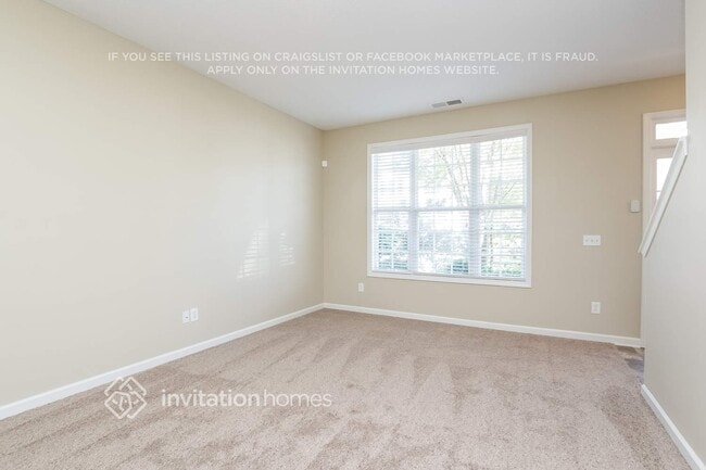 Photo - 117 Omega Ct