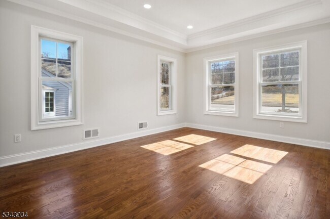 Photo - 64 Meyersville Rd