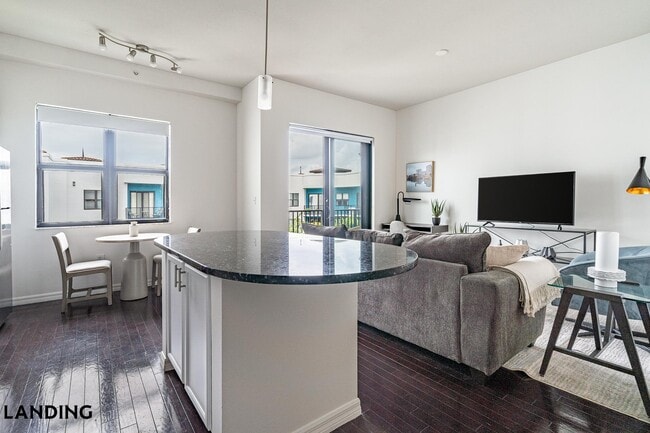 Photo - 440 NE 4th Ave Unit 720