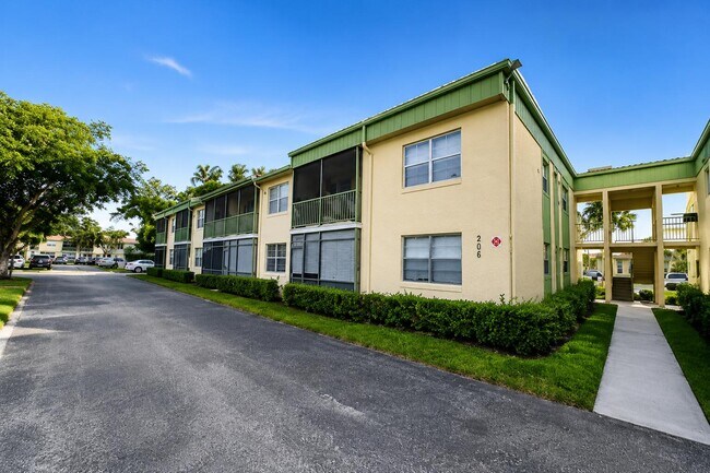 Photo - 4147 NW 90th Ave Unidad 206