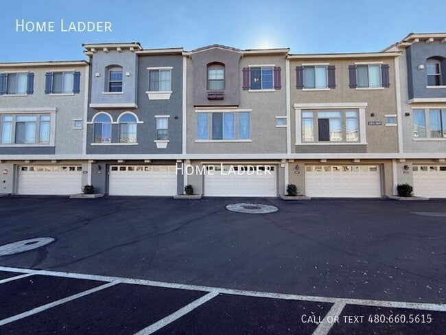 Photo - 2402 E 5th St Unit 1406