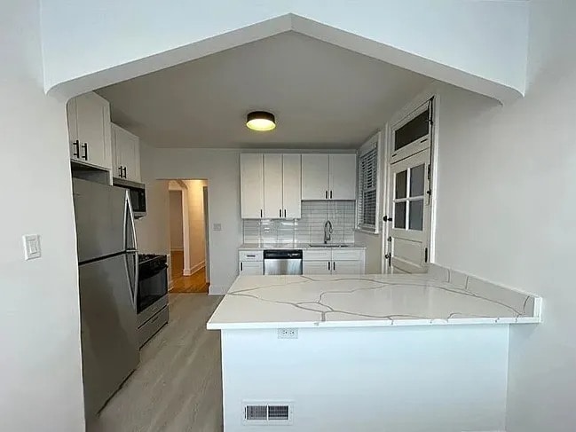 Photo - 5801 N Richmond St Unit 1