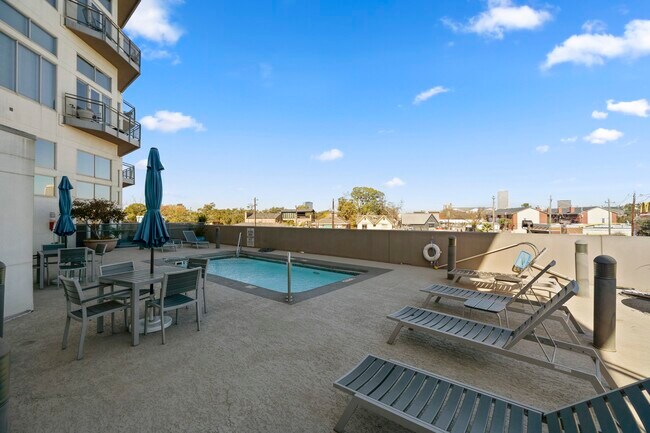 3311 Yupon St Unit 317