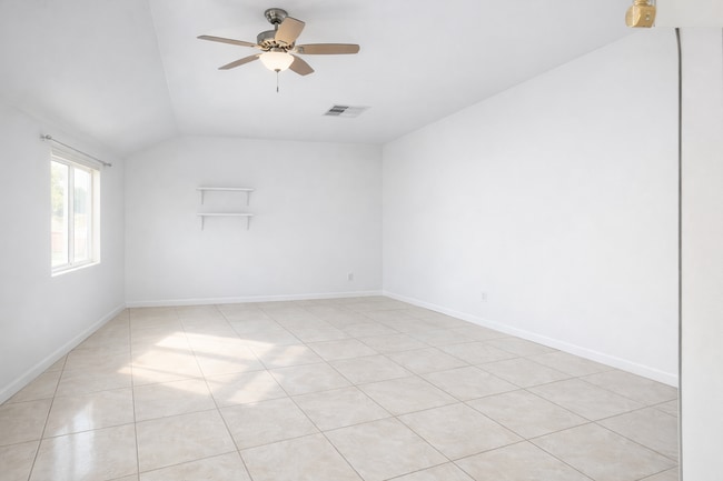 Photo - 6230 Curlew Dr