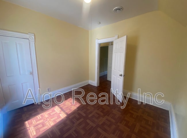 Photo - 2117 N Ilion Ave