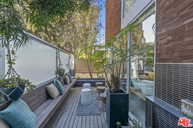 Photo - 1220 Cabrillo Ave