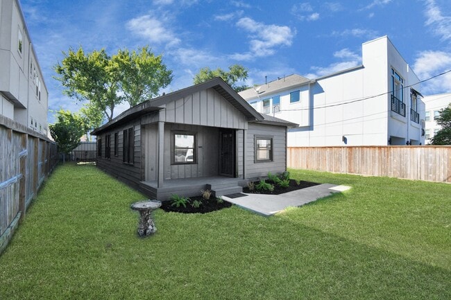 Photo - 1507 Laird St