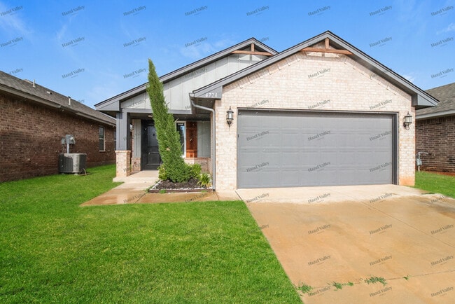 Building Photo - 4724 Crystal Hill Dr