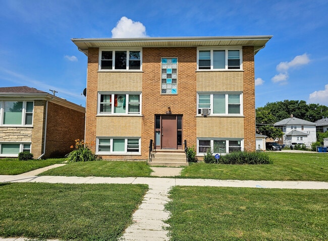 Photo - 112 N 12th Ave Apartment Unit 5
