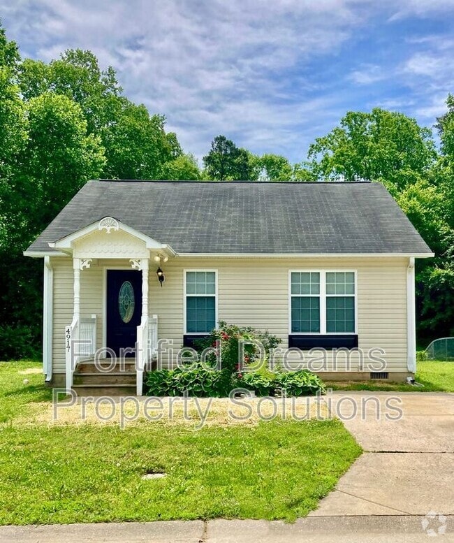 Building Photo - 4917 Trent Hill Dr Rental