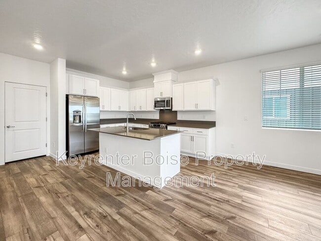 Photo - 4212 W Cirrus Ln