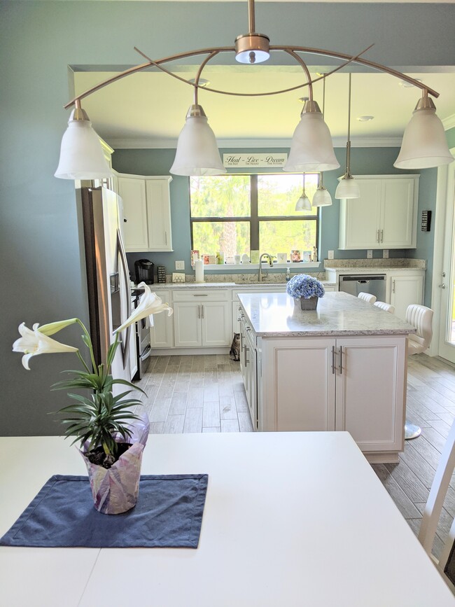 Kitchen - 12037 Moorhouse Pl