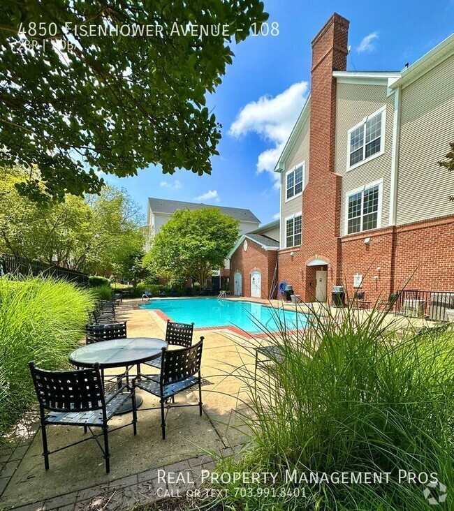 Building Photo - 2BED CONDO IN RESORT-LIKE SETTING!  Pool, ... Unit 108