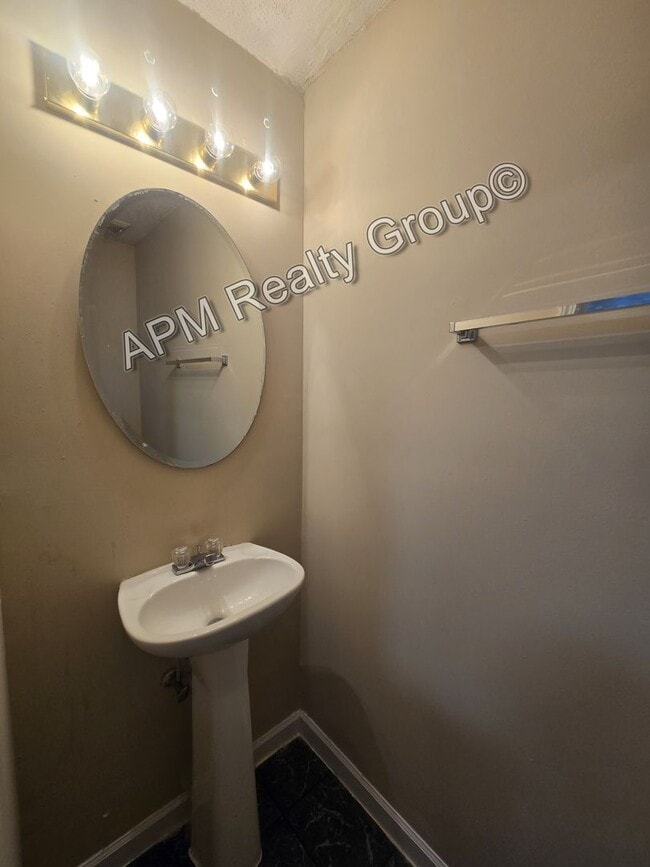 Photo - Spacious three bedroom home in the Northeast