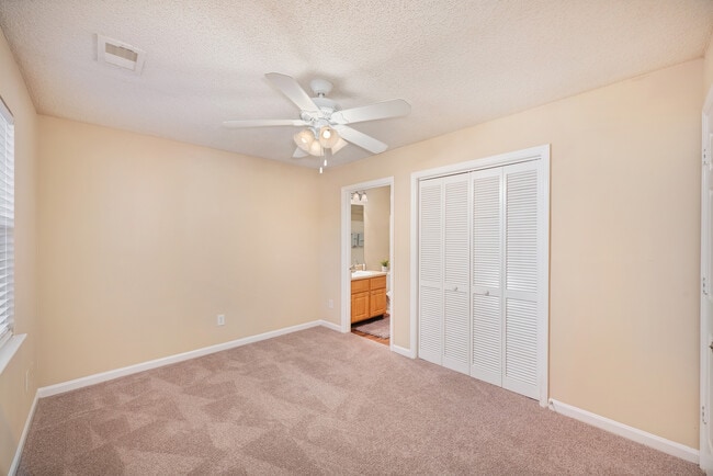 10040 - The Fairways - Bedroom 2
