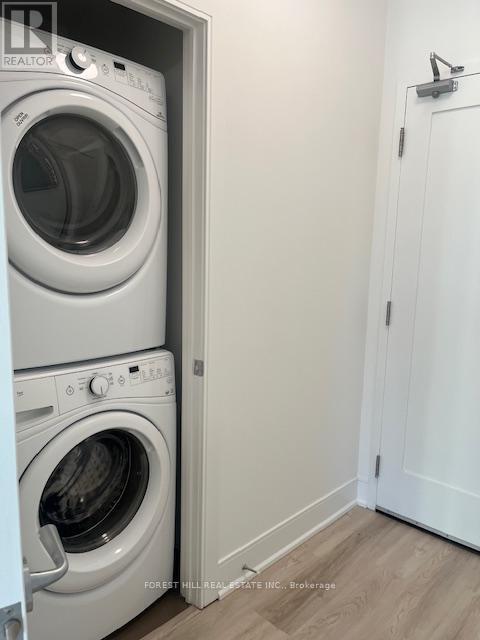 Photo - 310 Tweedsmuir Ave