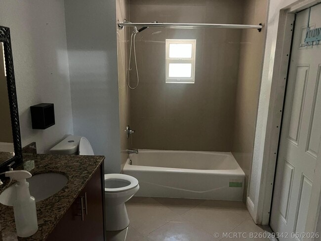 Photo - 4331 NE 18th Ave