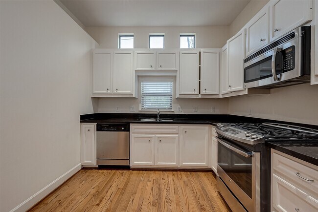 Photo - 2710 Hullsmith Dr Unit 1503