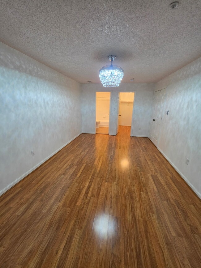 Photo - 10016 Vanderbilt Cir Unit Condo in Decoverly Walk to The Crown
