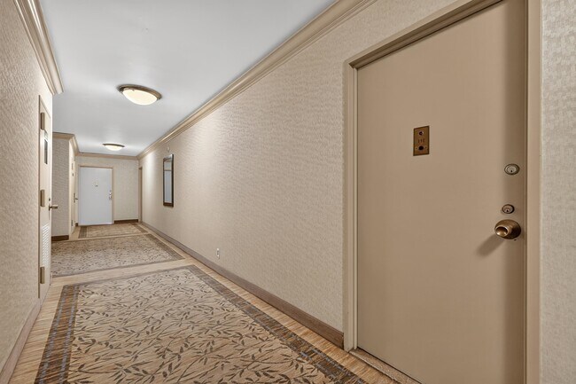 Photo - 7855 JFK Blvd E