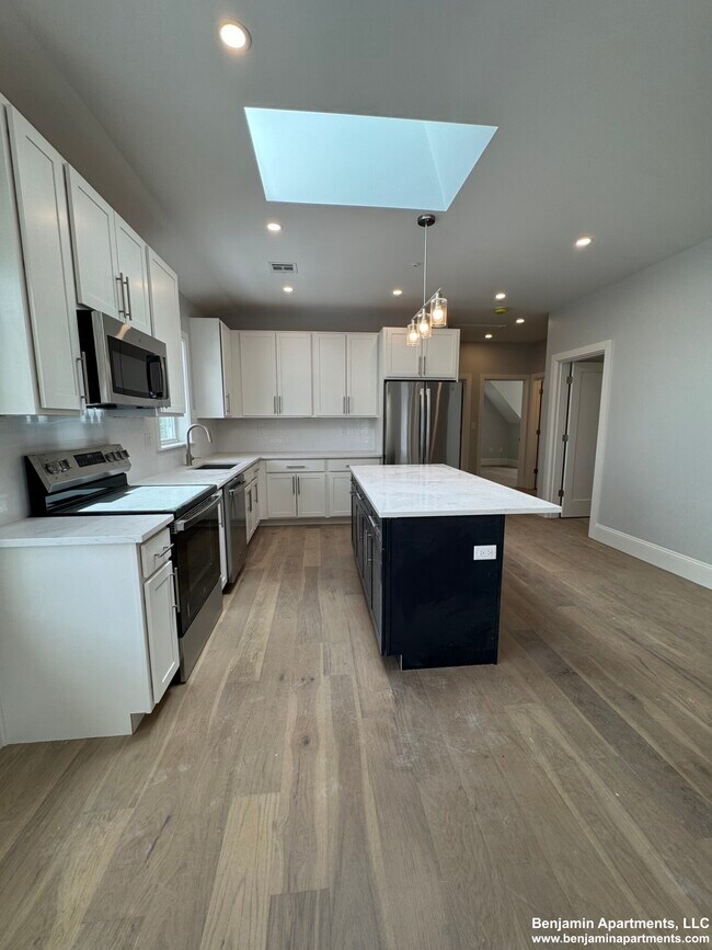 Photo - 51 Fairbanks St Unit 3