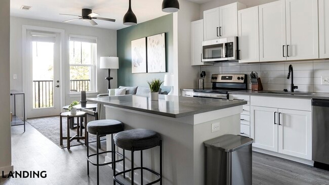 Photo - 1270 Hillcrest Dr Unidad 4-4315