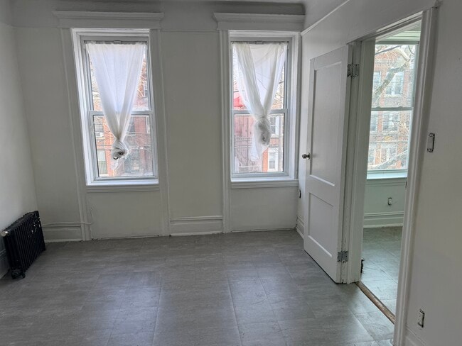 Photo - 660 Miller Ave Unit 2nd Flr