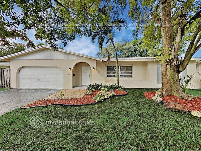 Building Photo - 5261 SW 8th Ct Rental
