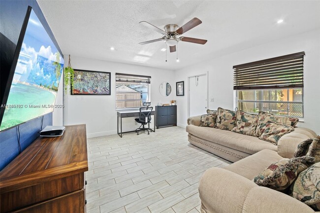 Photo - 5120 SW 26th Ave Unit 1-2