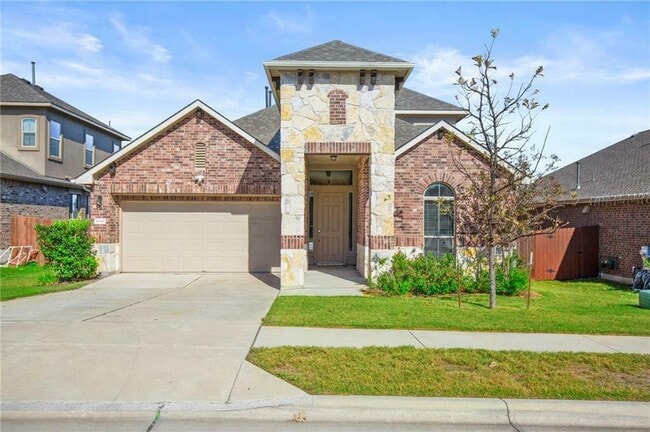 Building Photo - 16440 Pienza Dr