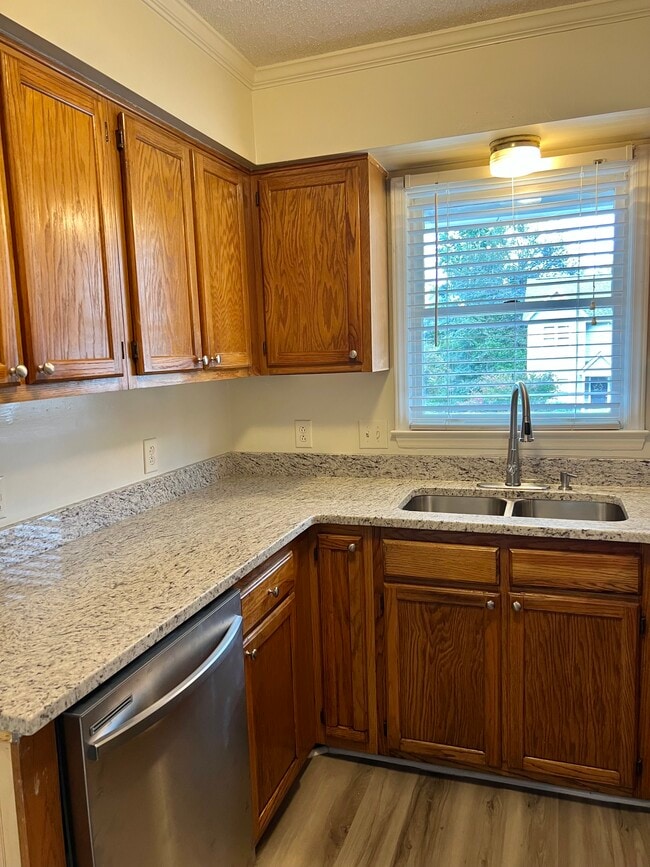 Photo - 1627 Oakland Hills Way